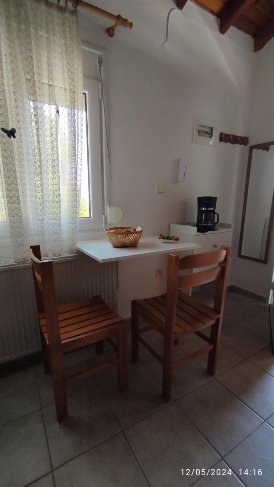 Katerina Rooms Nea Kallikrateia Exterior foto